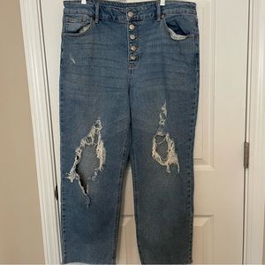 Wild fable distressed straight leg jeans, size 16, great condition
